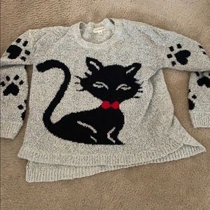 Cute sweater for any occasion.
